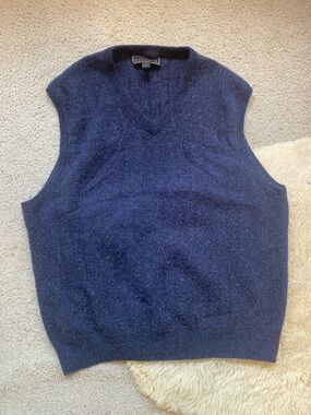 100% cashmere vest